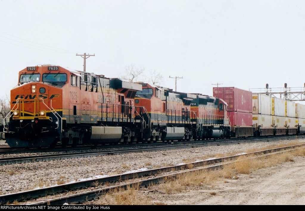 BNSF 7625 West